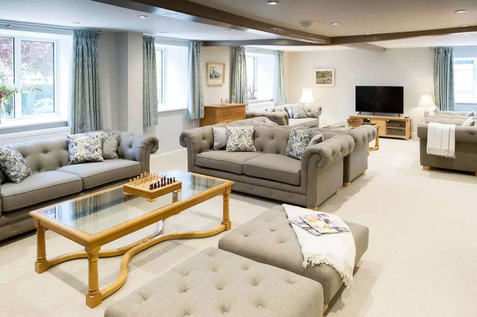 large holiday house to rent near Cambridge