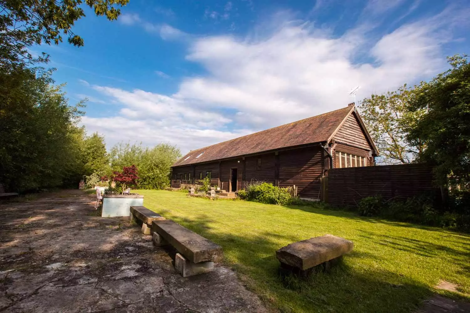 stag Party House to rent near London